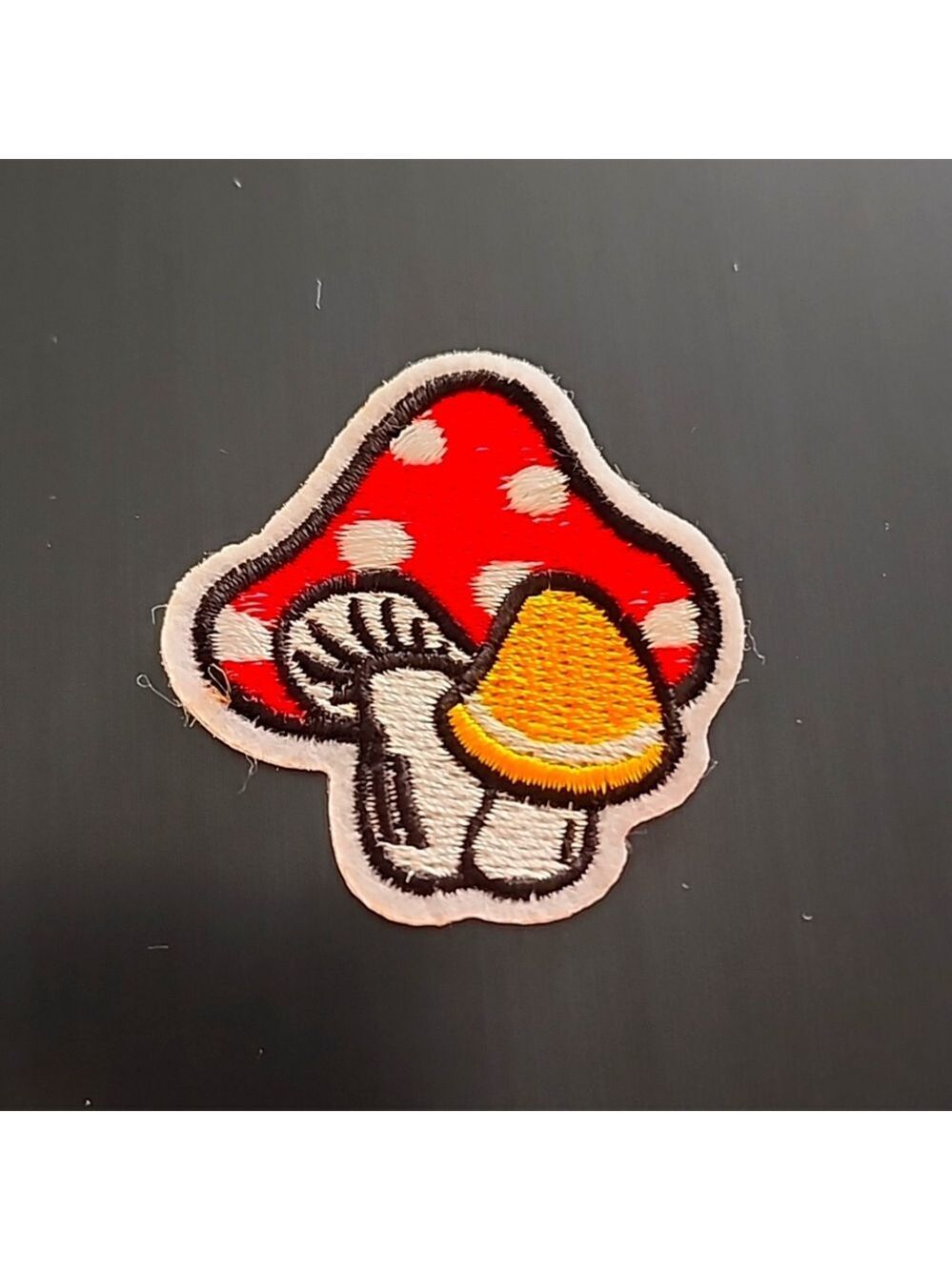 MUSHROOM HIPPIE EMBROIDERY IRON ON PATCH